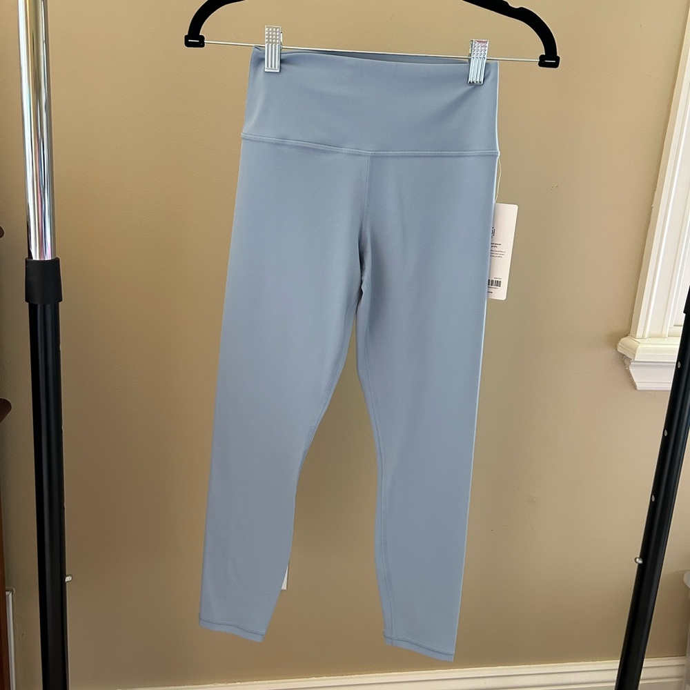 NWT Athleta Transcend 7/8 Tight Size S light blue